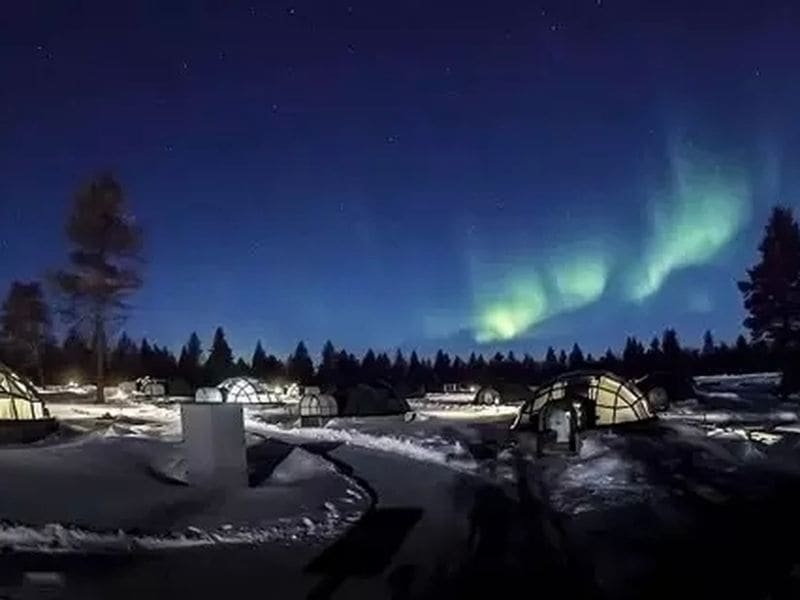 Winter adventure on a 3-night Borealis Basecamp package